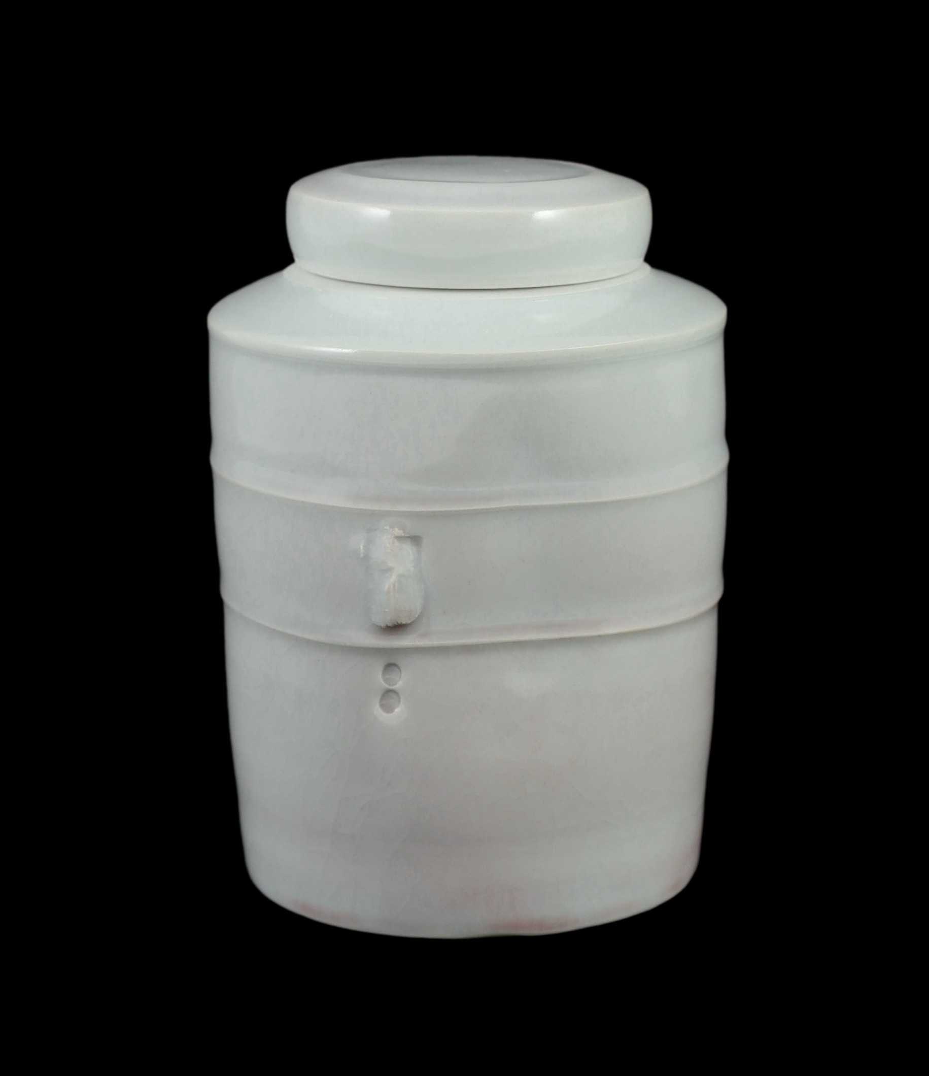 Edmund de Waal (b.1964) a banded cylinder porcelain lidded jar, c.1993, 15.5 cm high